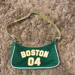 Boston 04 Green Shoulder Bag